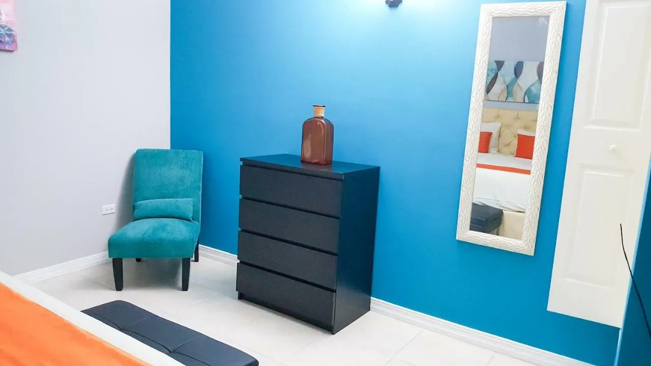 Donhead New Kingston Apt 5 0*,  Τζαμάικα
